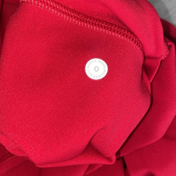 Lululemon Swift Speed High-Rise Crop 21"
Dark Red - Picture 7 of 7
